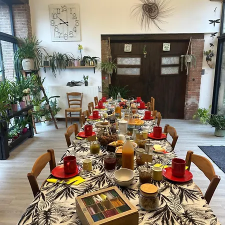 Chateau De La Saone Bed and Breakfast Lens-Lestang