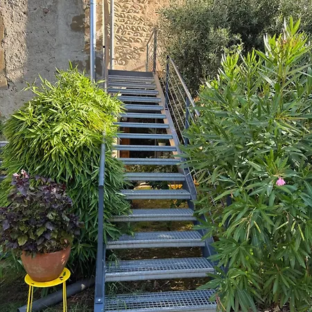 Chateau De La Saone Bed and Breakfast 3*