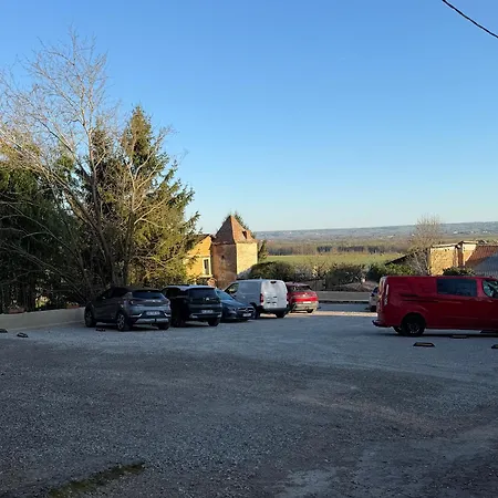 Oda ve Kahvaltı Chateau De La Saone