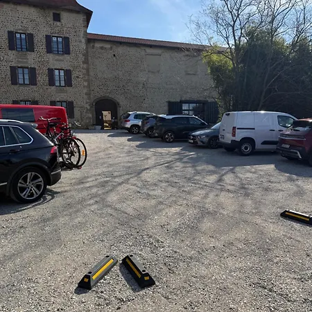 Chateau De La Saone Oda ve Kahvaltı 3*