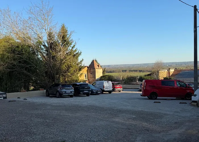 Oda ve Kahvaltı Chateau De La Saone