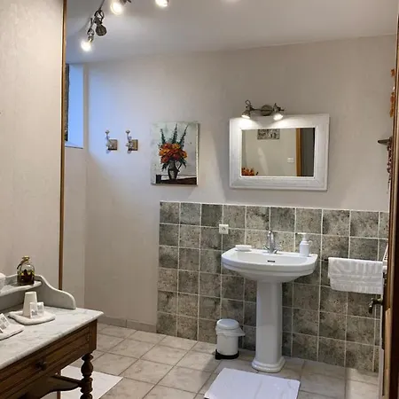 Bed & Breakfast Chateau De La Saone 3*