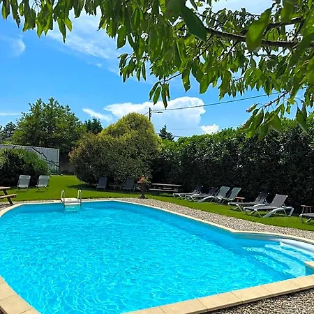 Bed & Breakfast Chateau De La Saone 3*